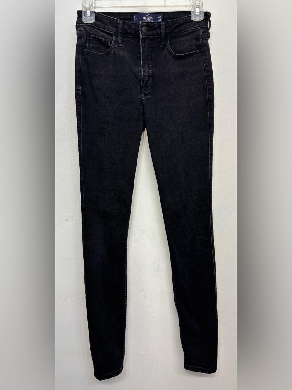 Hollister Black High Rise Super Skinny Soft Stretch Jeans Women Size 25x30 NWOT